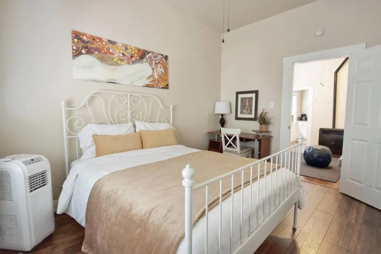 Historic Charm With Parking In Center Of Midtown Daire Sacramento ABD