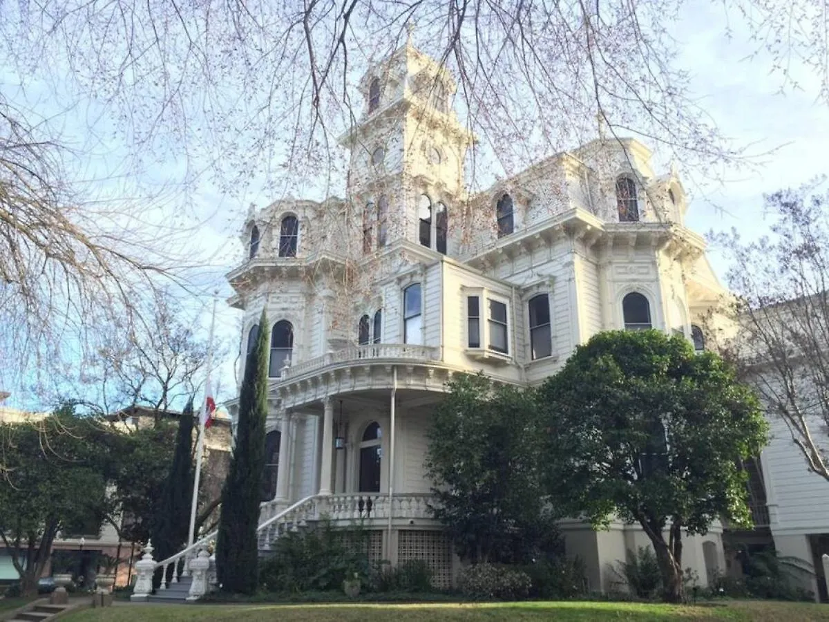 Historic Charm With Parking In Center Of Midtown Daire Sacramento